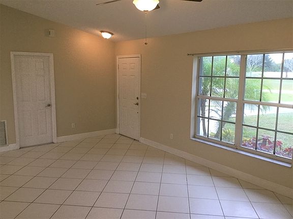 3rd image of 4352 SW Elaine Ct
