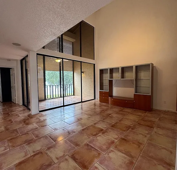 1112 Lake Willisara Cir #GE — Photo 4