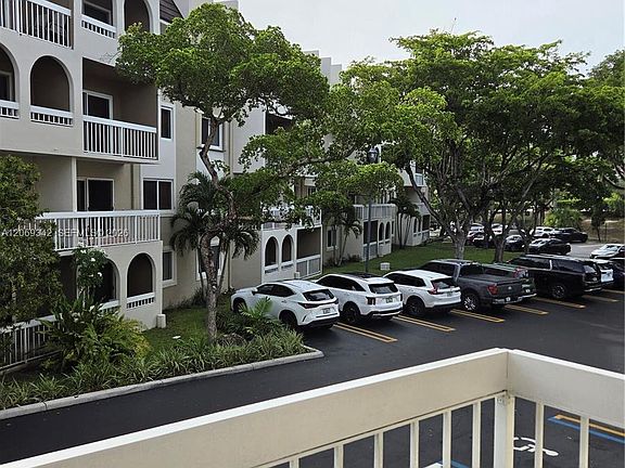 5th image of 7707 Camino Real #209