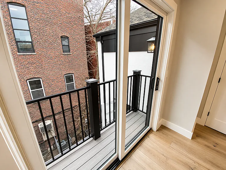300 Somerville Ave #H — Photo 14
