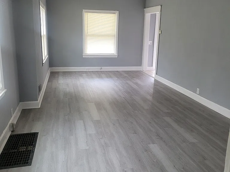 4043 Woodland Ave — Photo 8