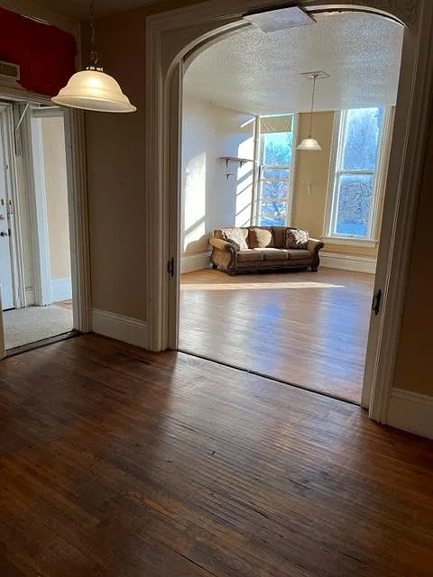 1 bed, 800 sqft, $975 — Photo 2