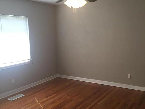 5th image of 8429 Lamanto Ave S