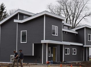 13 May St, Ansonia, CT 06401