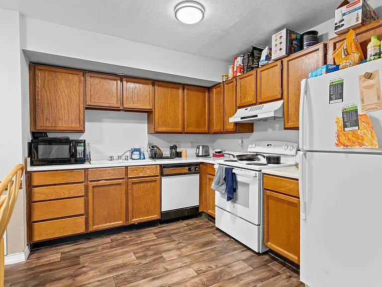 782 N 800 E #22 — Photo 3
