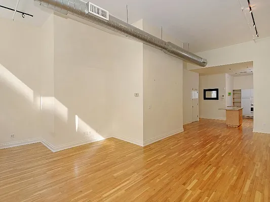 Sold by Sotheby's International Realty | media 6