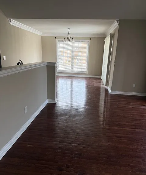 5705 Hampshire Ln — Photo 3