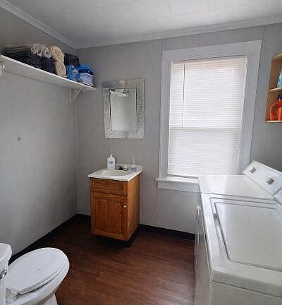 3rd image of 426 W Union St