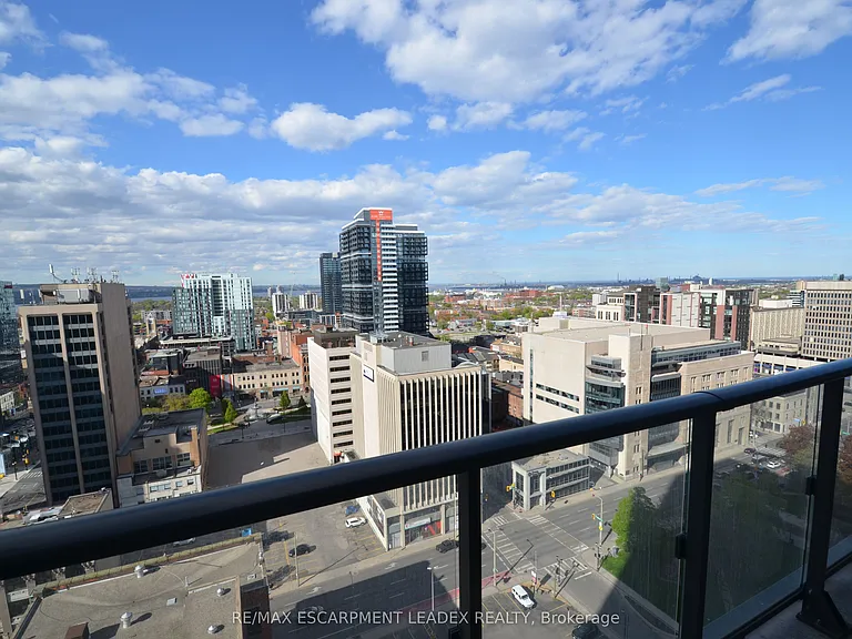 75 James St N #1808 — Photo 35