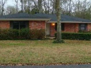 321 Desoto Dr, Luling, LA 70070