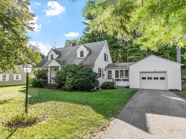 31 Crestview Dr, Holden, MA 01520