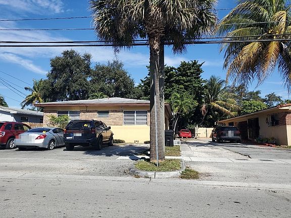 2nd image of 181 NE 168th St