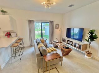 20433 NW 4th Ct, Miami Gardens, FL 33169