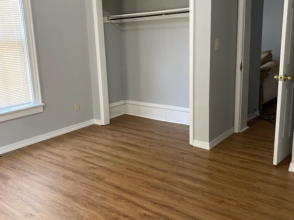 1911 S Elm St, Pittsburg, KS 66762