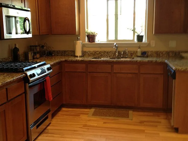 1221 Kamerin Springs Dr — Photo 15