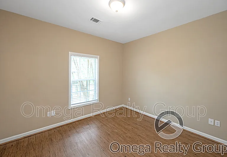 11301 Athena Dr — Photo 31