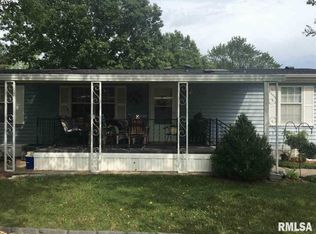 101 Ash Dr, Morton, IL 61550