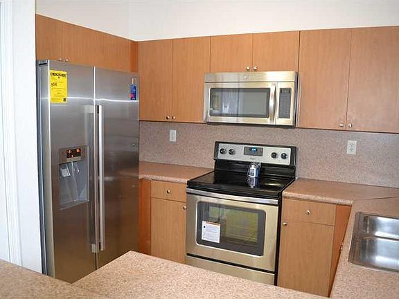 2nd image of 2451 SE 14th Ave