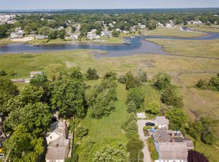 63 Waterside Ln, Clinton, CT 06413