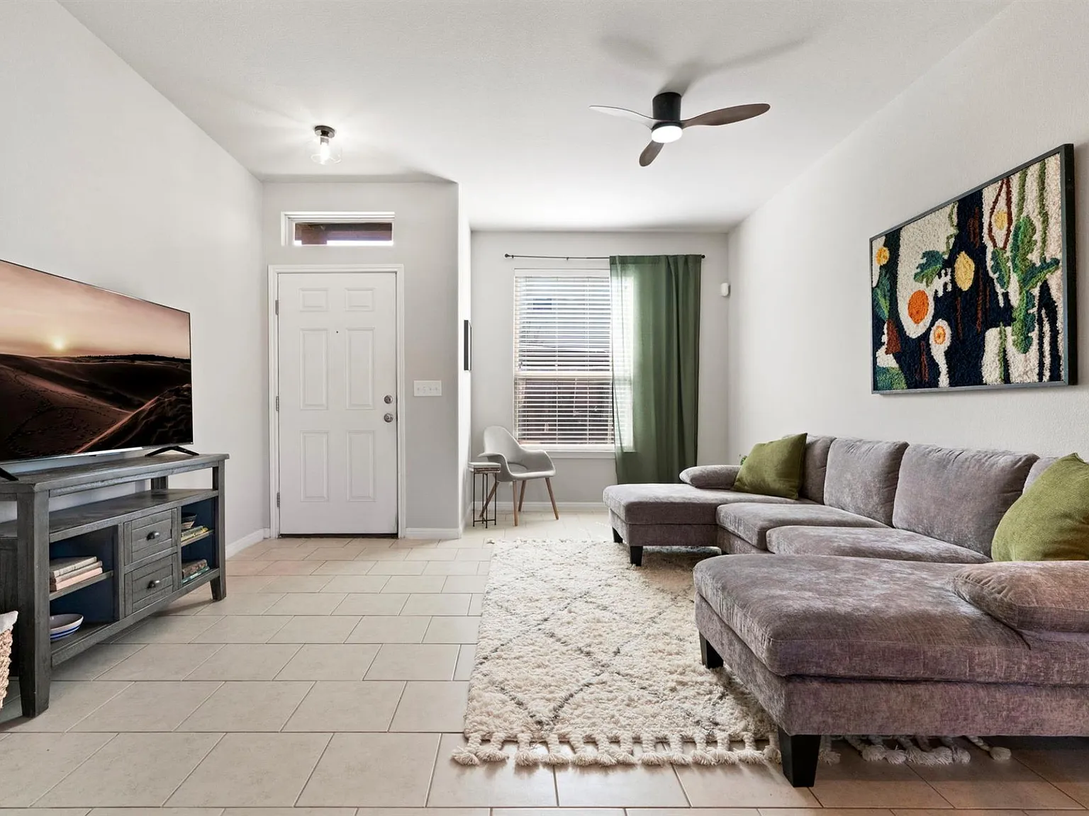 3 bed, 2.5 bath, 1479 sqft, $2,250 — Photo 4