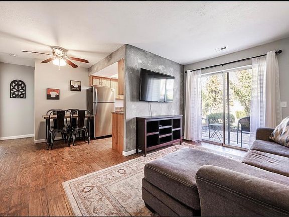 3rd image of 1030 E Quail Vista Ct APT G