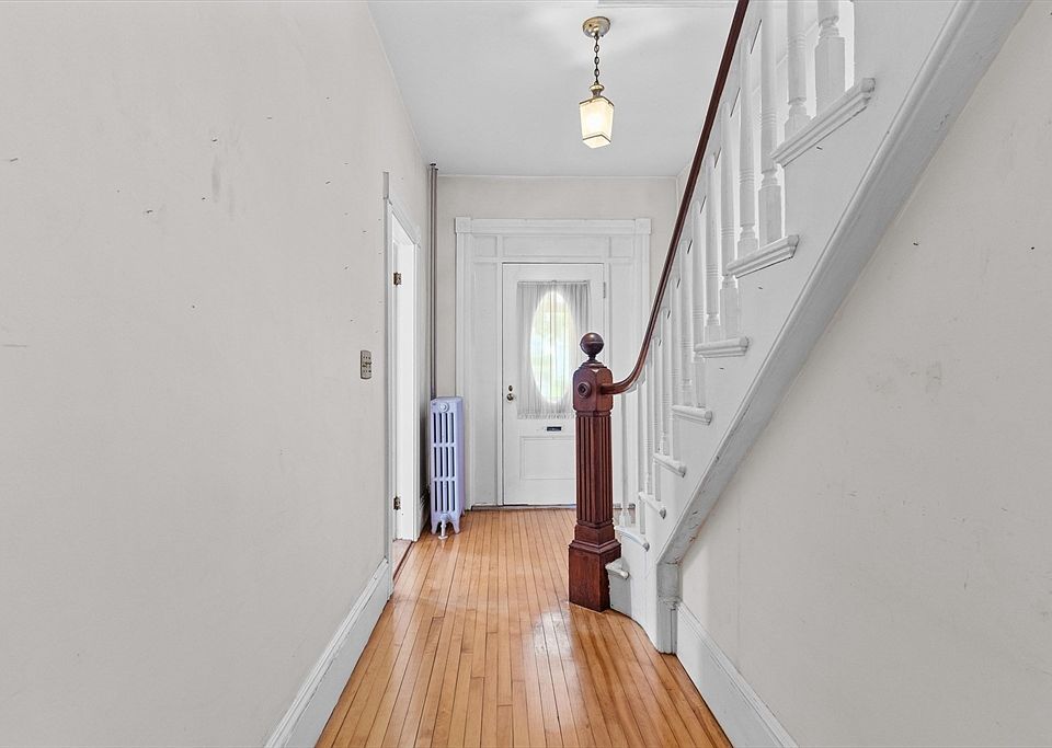 18 Hancock St, Salem, MA 01970 Zillow