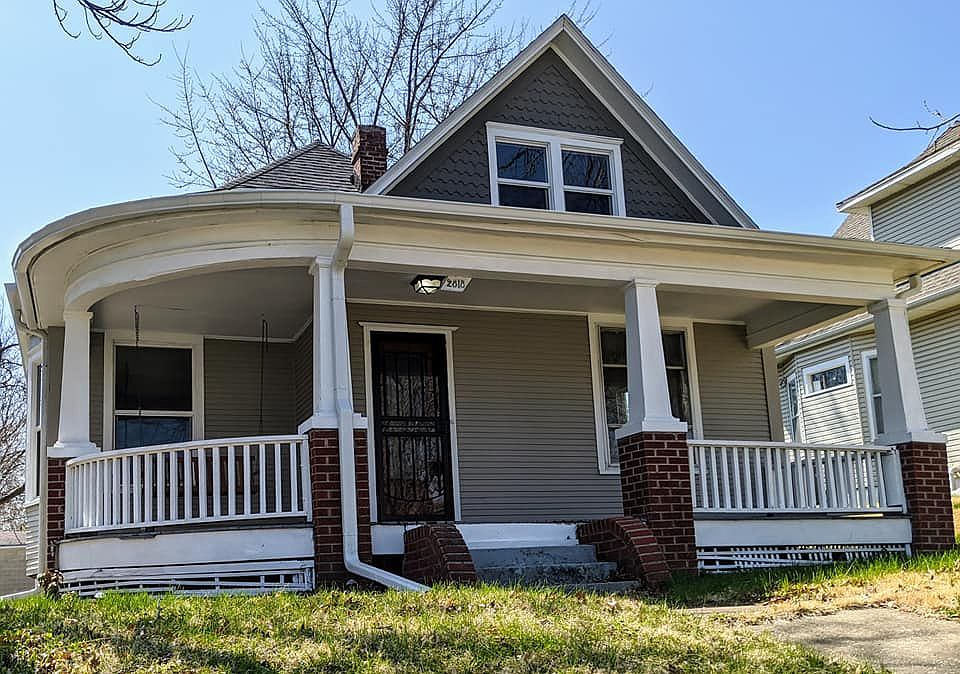 1st image of 2818 Mitchell Ave