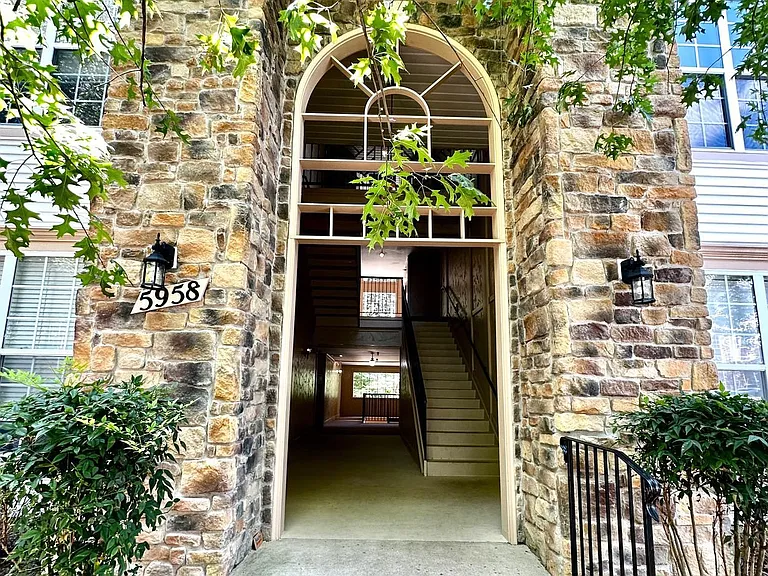 5958 Founders Hill Dr #301 — Photo 2