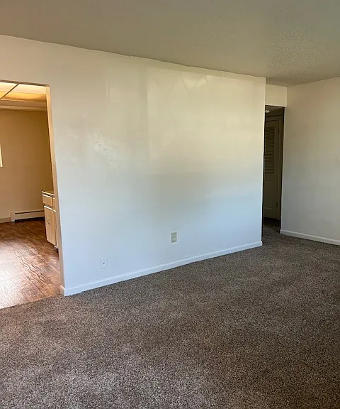 501 Charlotte St #4 — Photo 2