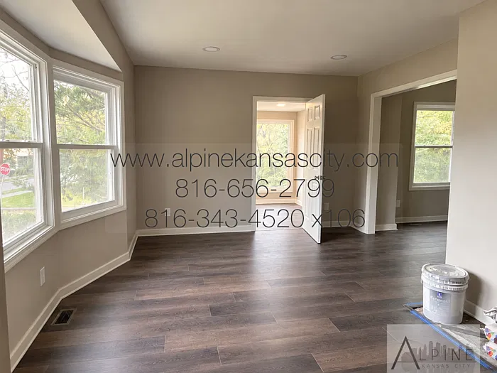 3 bed, 2.0 bath, 1380 sqft, $1,800 — Photo 3