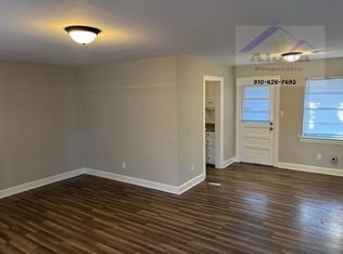 715 S 3rd St #F6, Smithfield, NC 27577