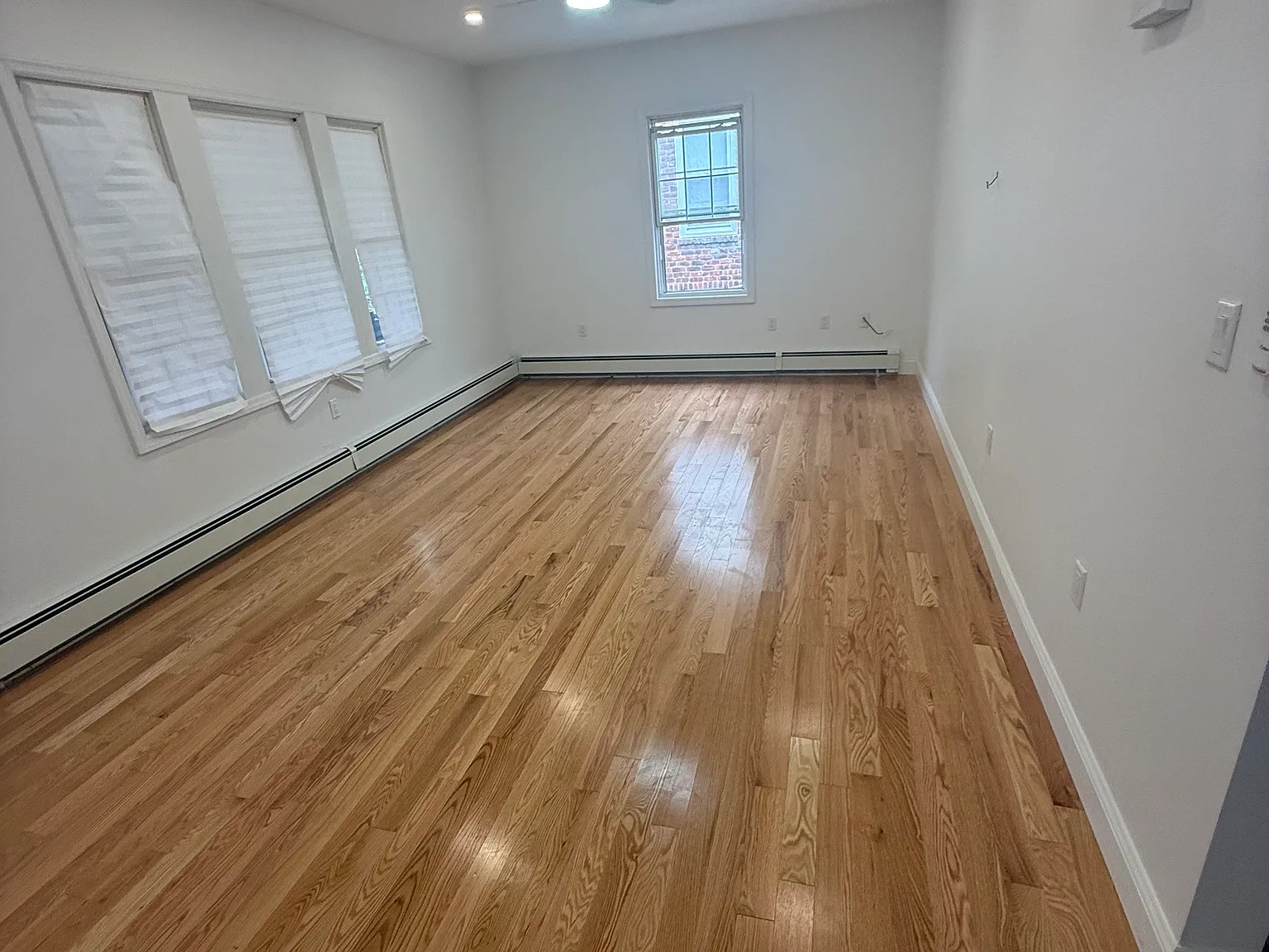 3 bed, $3,500 — Photo 3