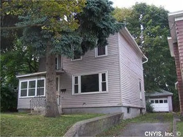 19 Jefferson St, Auburn, NY 13021