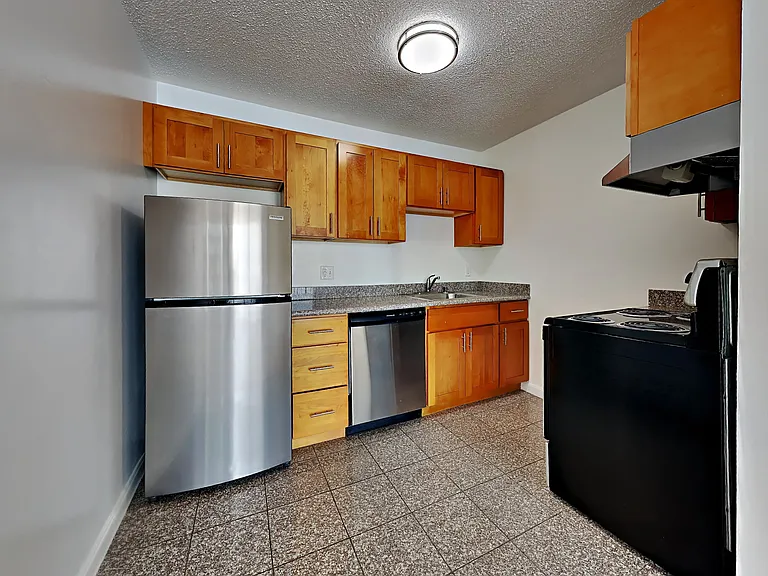 455 Eddy St — Photo 34