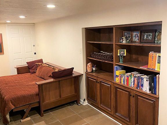 5th image of 5510 Kentucky Ave #5510