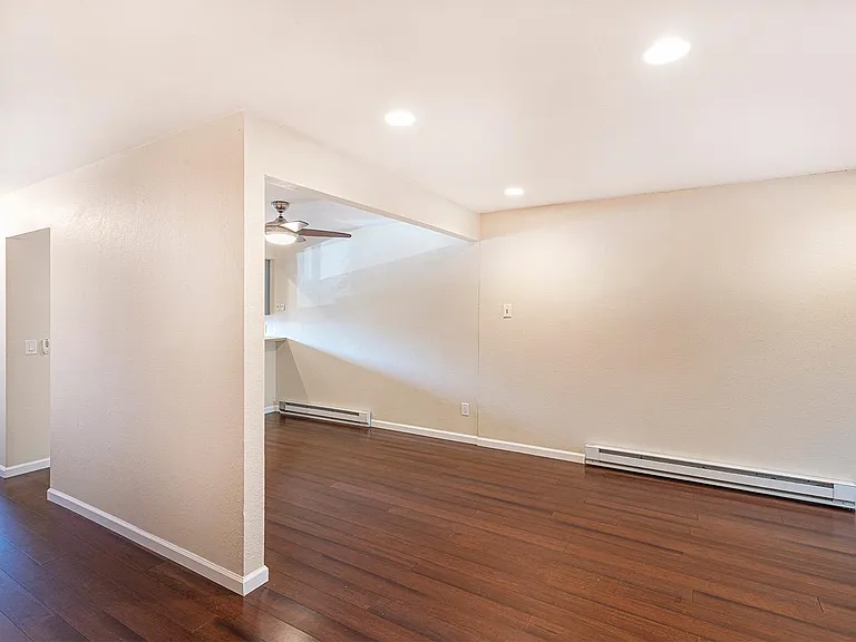 1414 Parkway Dr — Photo 8