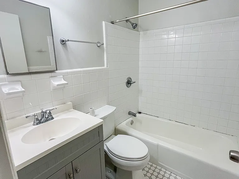 1026 Oakland Ave #1026 — Photo 14