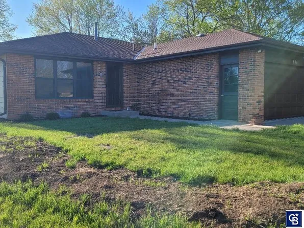 801 N 22nd St, Beatrice, NE 68310