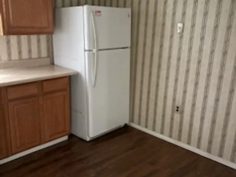 3026 Denver Ave — Photo 6