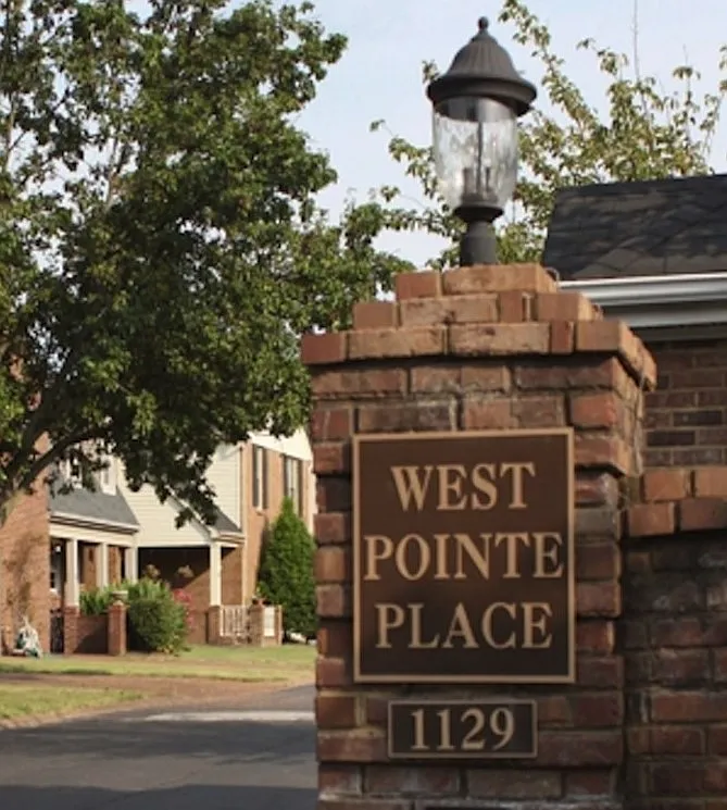 3 bed, 1267 sqft, $2,200 — Photo 4
