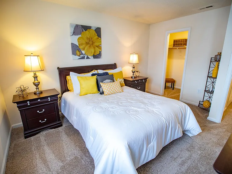 Woodbriar Apartment Homes — Photo 48