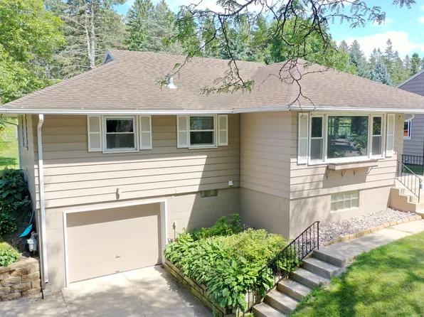 1452 13th Ave NW, Rochester, MN 55901