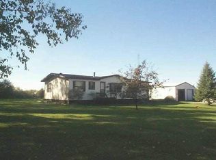 36257 Columbus Ave, Cohasset, MN 55721