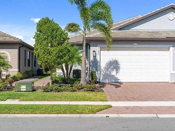 2nd image of 21026 Fetterbush Pl