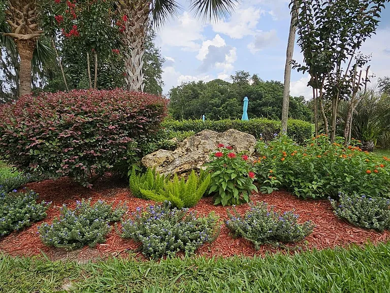 682 Midway Dr — Photo 13