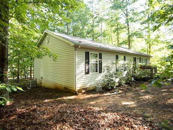 2nd image of 625 Jefferson Dr