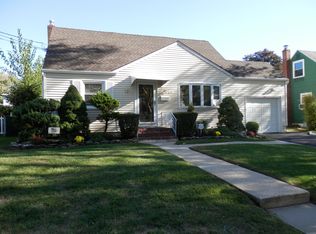 429 Amherst Rd, Linden, NJ 07036