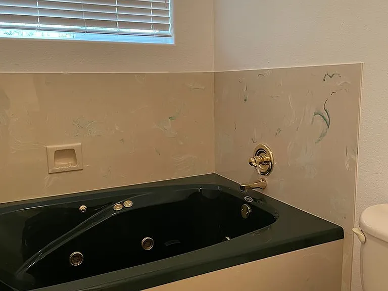 517 Eastwood Dr — Photo 14