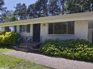 7722 Briarwood Cir, Little Rock, AR 72205