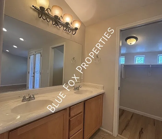 322 N Hasman Dr — Photo 33